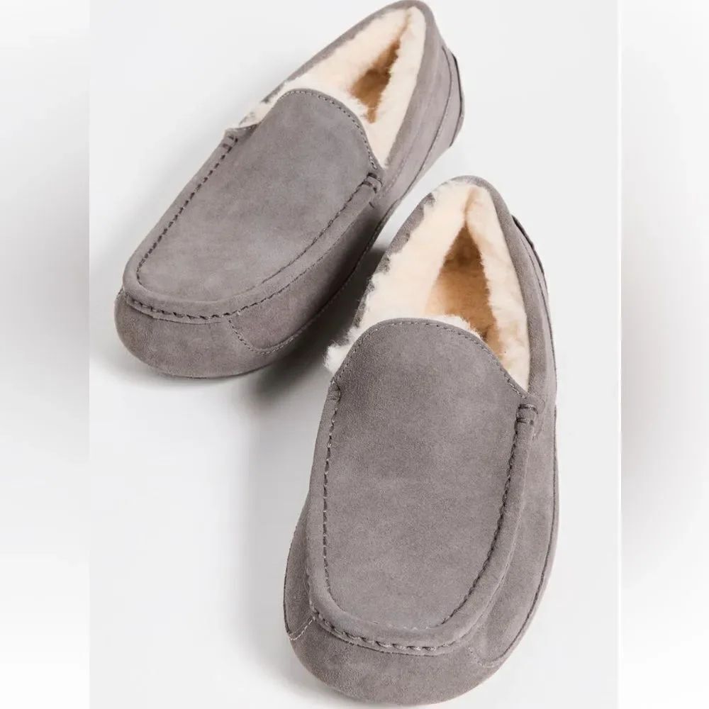 UGG Ascot Slippers 